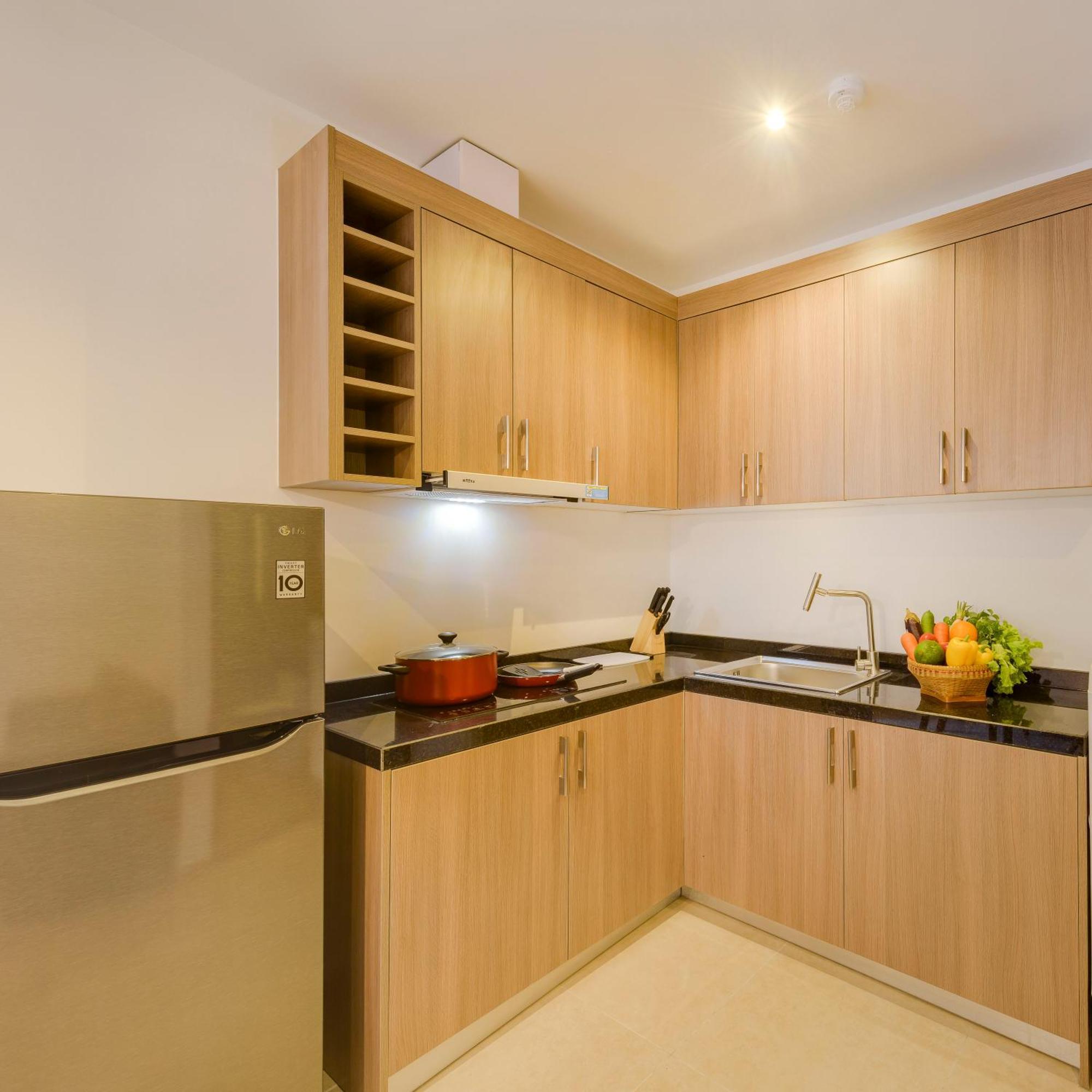 Residence 105 Hotel And Apartment Phnom Penh Room photo