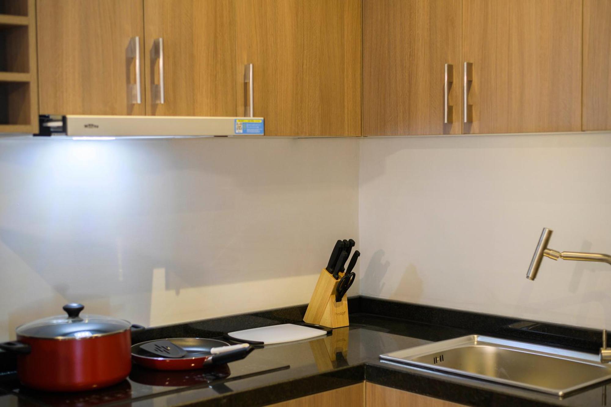 Residence 105 Hotel And Apartment Phnom Penh Room photo